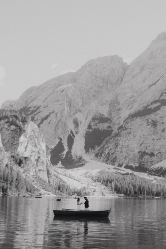 elopement-italia-lago-braies-denise-gluzezak-96